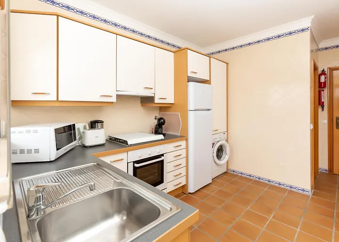 T2 Espacoso Del Rey, Obidos Piscina Comum, Caravelas