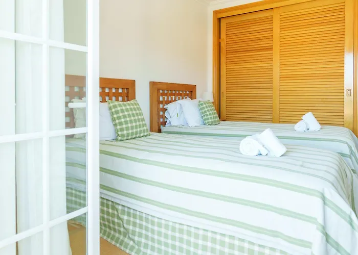 T2 Espacoso Del Rey, Obidos Piscina Comum, Caravelas Appartamento *